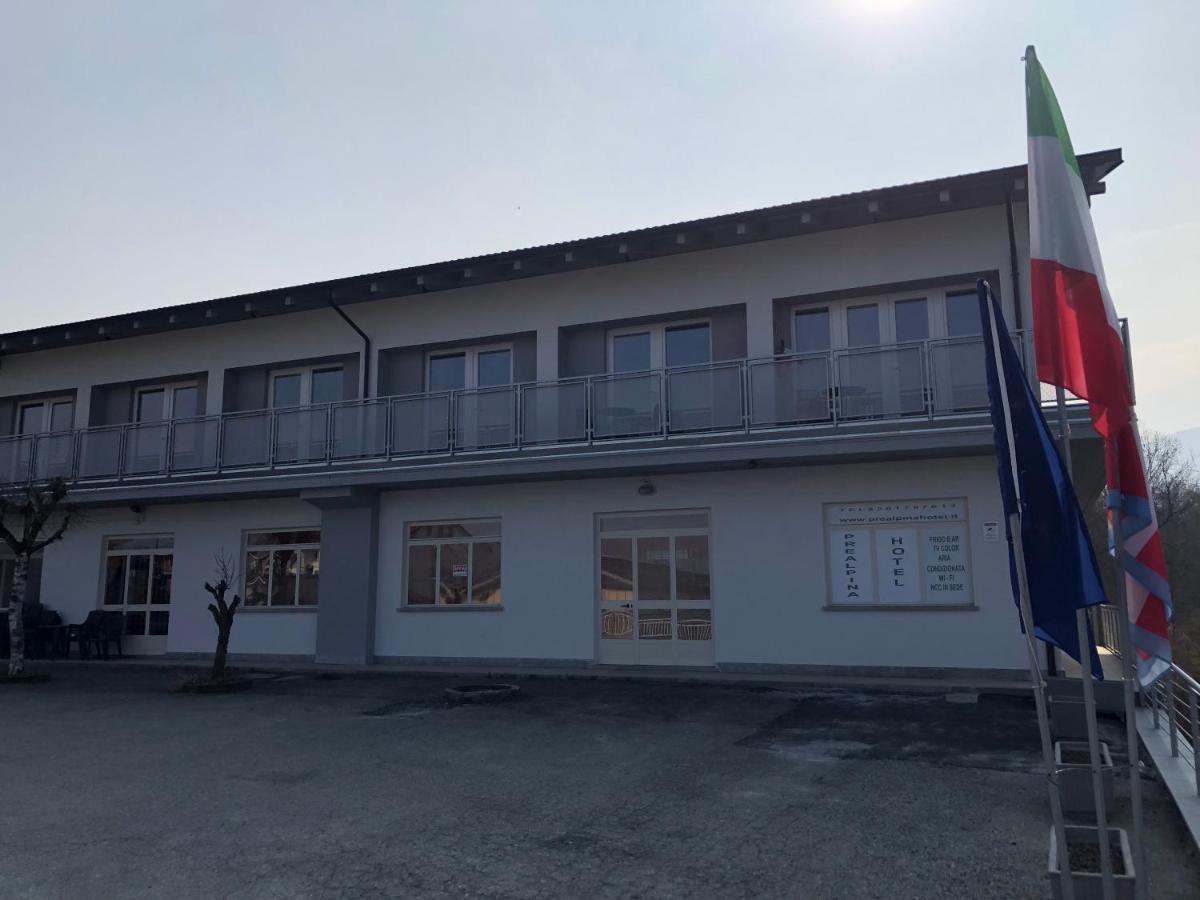 Prealpina Hotel Bagnolo Piemonte 外观 照片